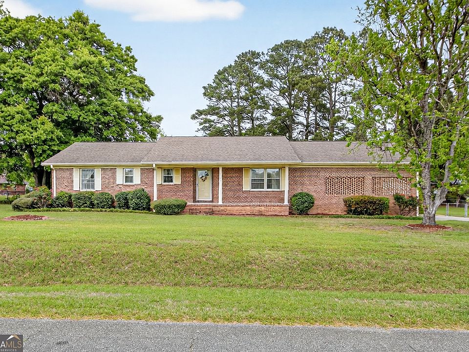 1st image of 3369 Sandy Cir