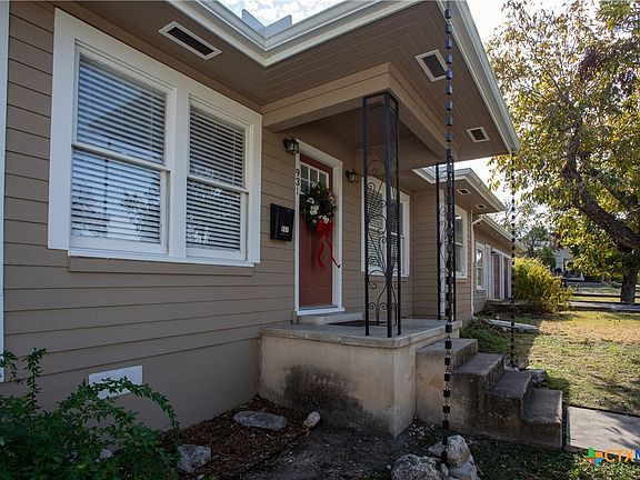 5th image of 931 Stonewall St