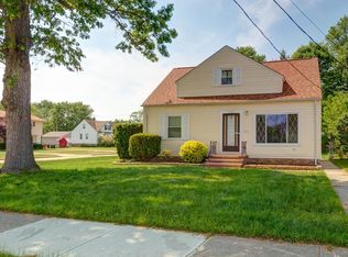 31001 Wellner Rd, Willowick, OH 44095