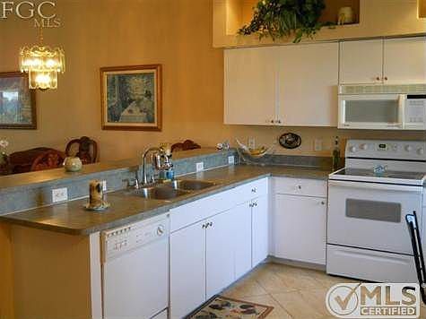 2nd image of 1709 SW Santa Barbara Pl