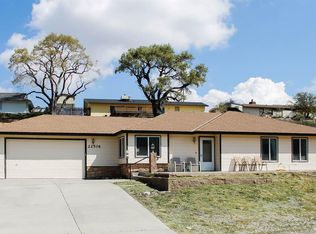22506 McCarthy Dr, Tehachapi, CA 93561