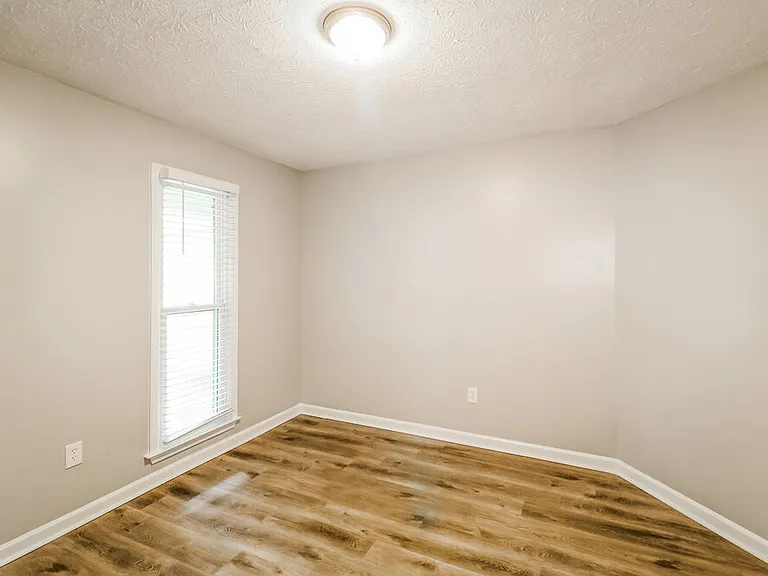 235 Grayland Creek Dr — Photo 13