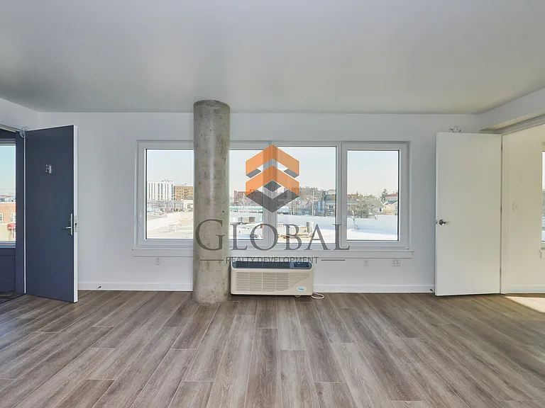 790 Allerton Ave #306 — Photo 7