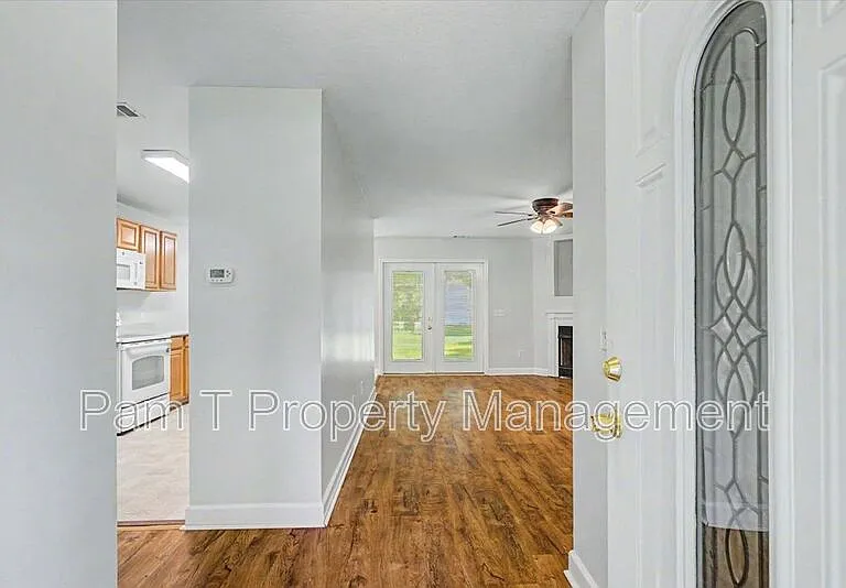 2305 Spivey Ave — Photo 3