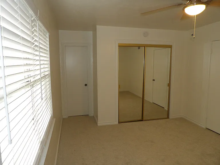 4311 Cole Ave #109 — Photo 10