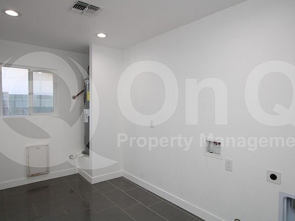 5th image of 3132 E Edgewood Ave