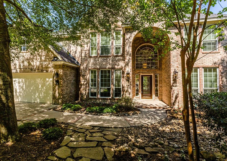 1st image of 106 Capstone Cir