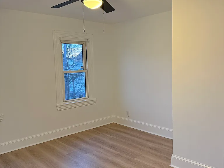 35 Harding Ave — Photo 20