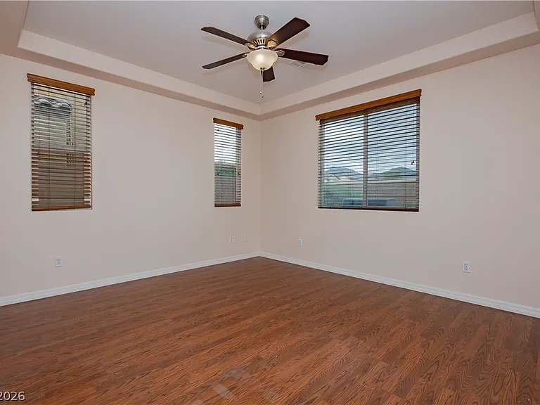 11220 Robin Park Ave — Photo 23