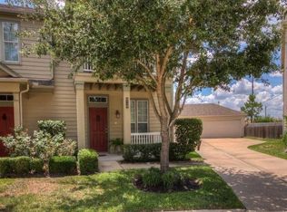 9739 Coyote Creek Dr, Houston, TX 77095