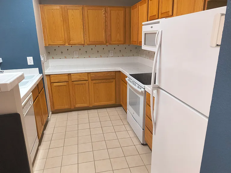 14256 E Whitaker Pl #89 — Photo 3
