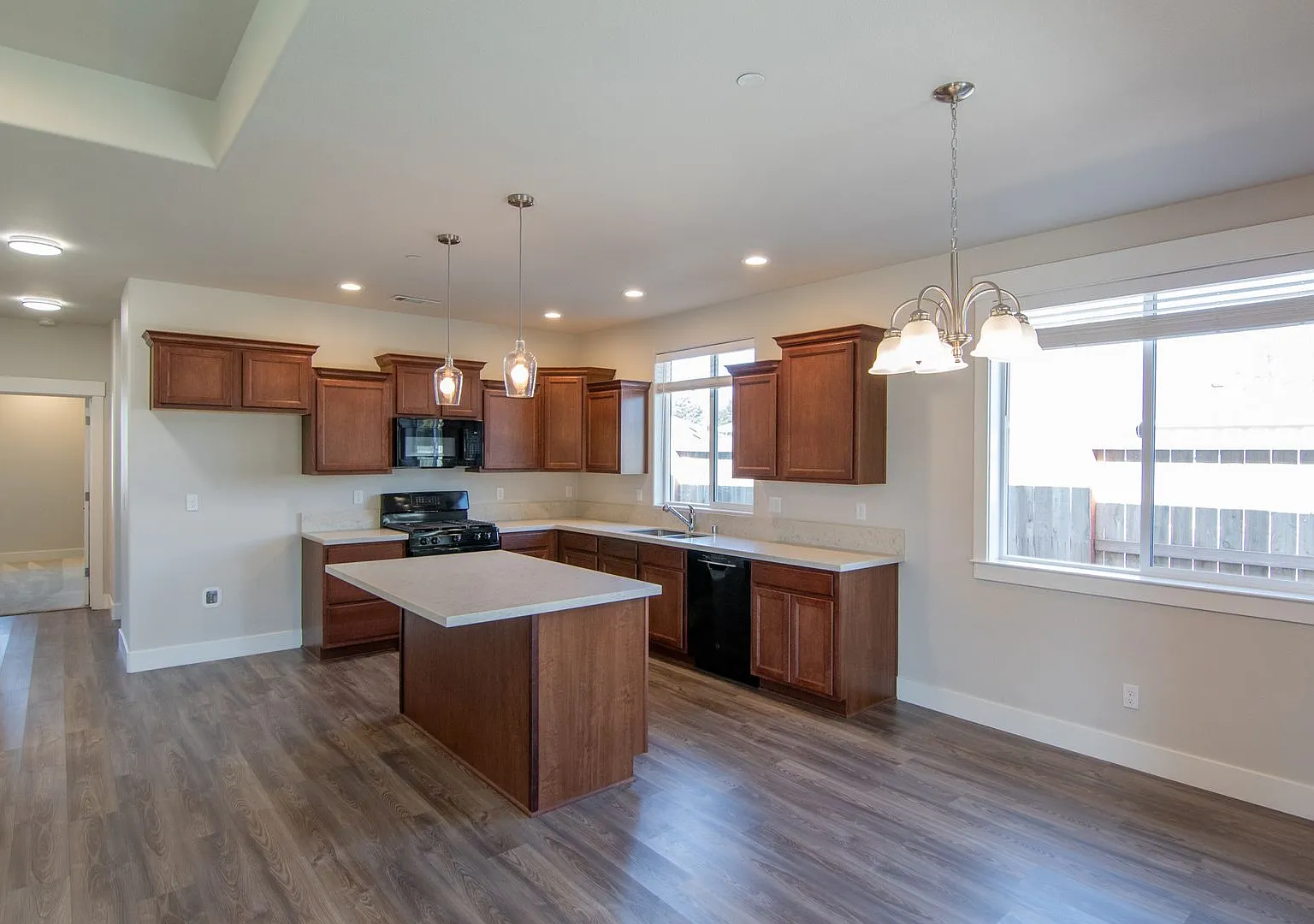 Newer Home for Rent in North Redding CA | $500 Off, Solar, Garage, Near I-5 — Photo 3