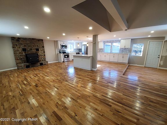5th image of 104 Knob Ct