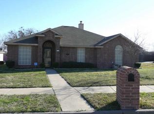 1340 Maple Ridge Dr, Mesquite, TX 75149