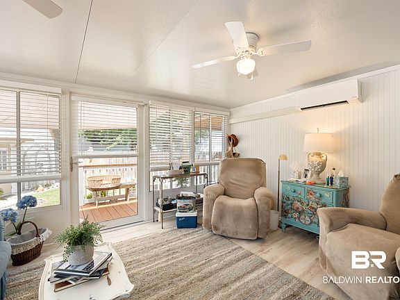 2nd image of 247 Defuniak Cir
