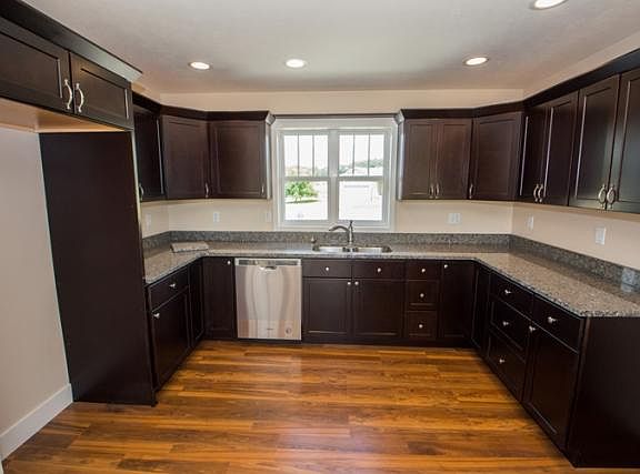 5th image of 20024 Moonstone Ln