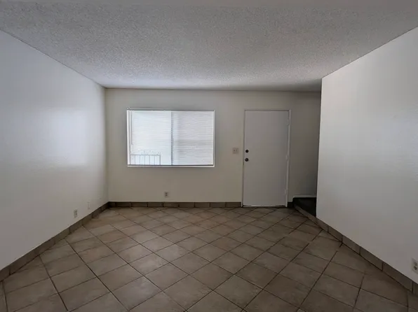 16119 Prairie Ave APT 1, Lawndale, CA 90260