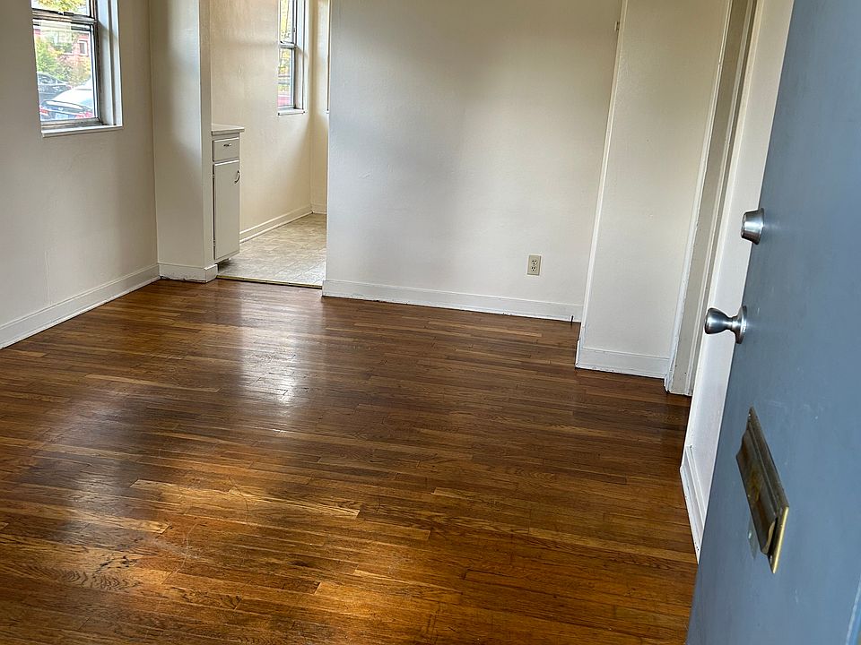 Front entry/living room