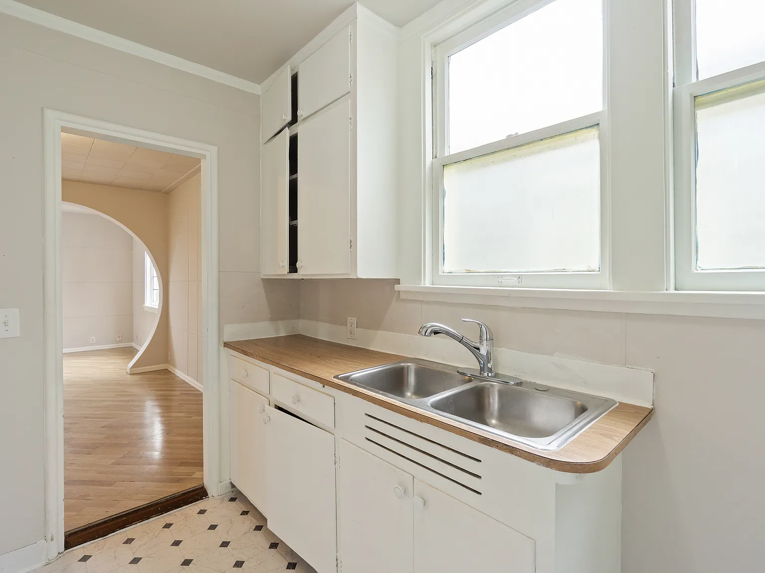 409 N Yakima Ave, Tacoma - 3 — Photo 3