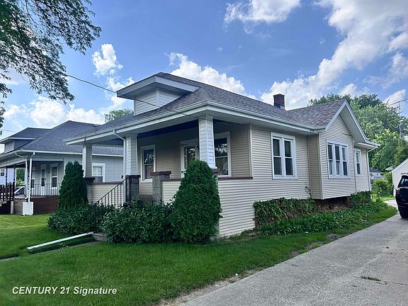 2nd image of 1548 Maine St