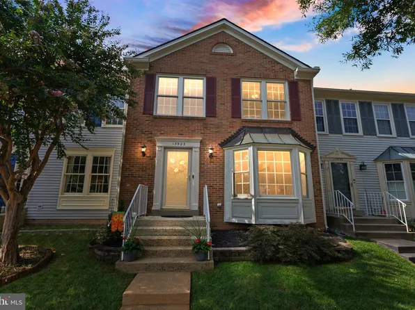 13923 Waterflow Pl, Centreville, VA 20121