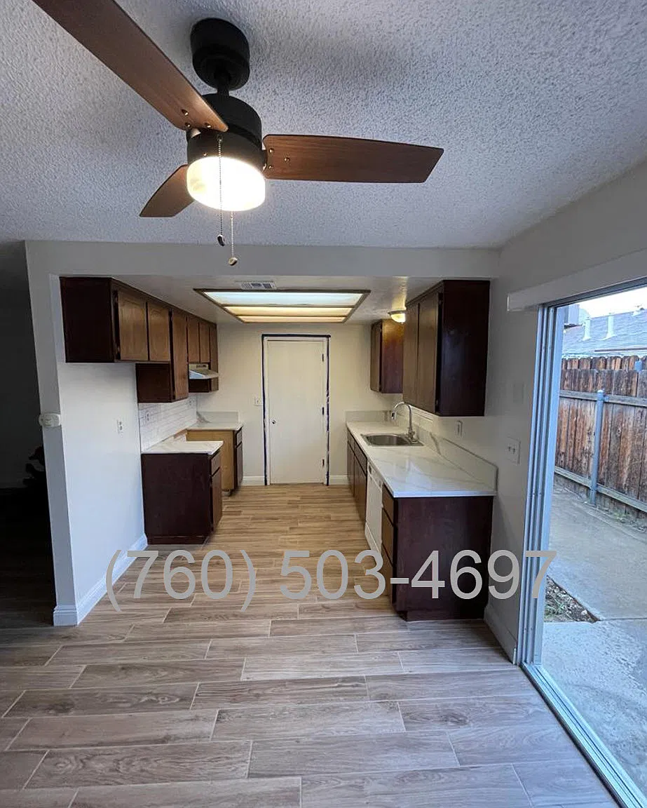 2 bed, 990 sqft, $1,650 — Photo 4