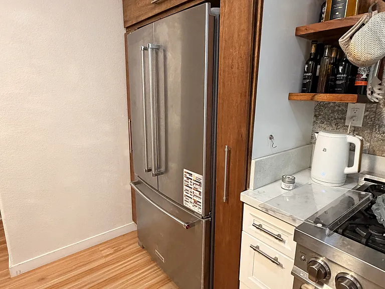 1862 Hazel Ct #8 — Photo 5