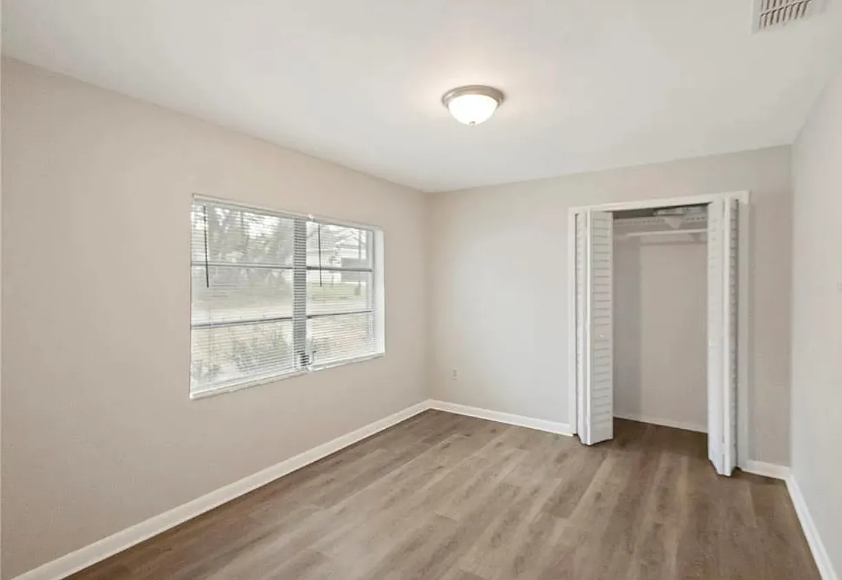4 bed, 1486 sqft, $1,990 — Photo 4