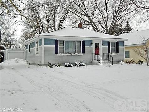 1st image of 276 W 29th St