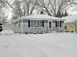 276 W 29th St, Holland, MI 49423