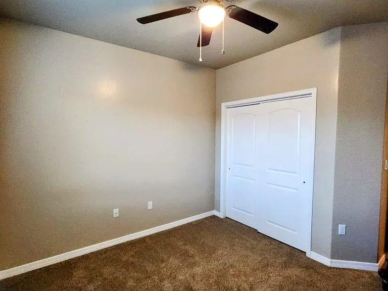 874 Blue Park Ave — Photo 3