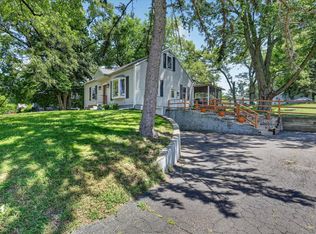 754 Collindale Ave NW, Grand Rapids, MI 49504