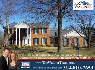 4801 Idecker Rdg, Saint Louis, MO 63129