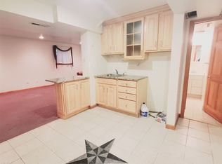 48 Blackwood Ln APT 1, Stamford, CT 06903