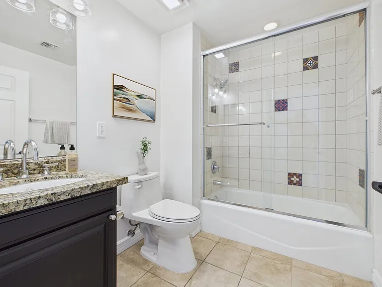 4410 Sepulveda Apartments — Photo 11