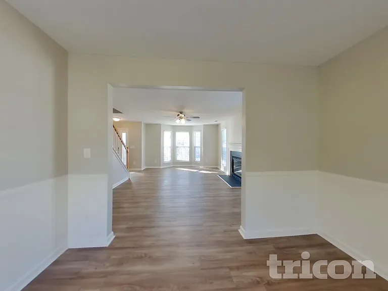 3912 Farlow Rd — Photo 5