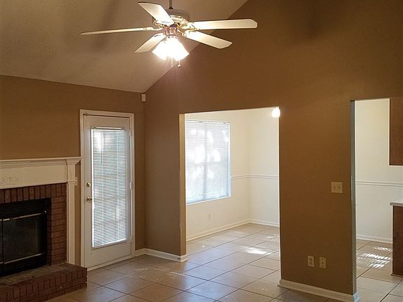 5th image of 110 Buckskin Dr