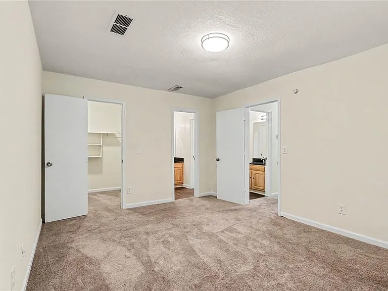 2623 Dorian Dr SW #D — Photo 15