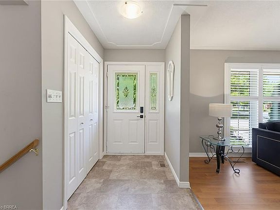 4th image of 5 Marigold St