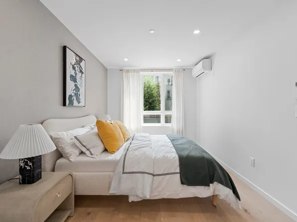 366 Harman Street image 46 of 54