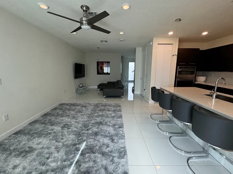 6472 NW 103rd Pl — Photo 39