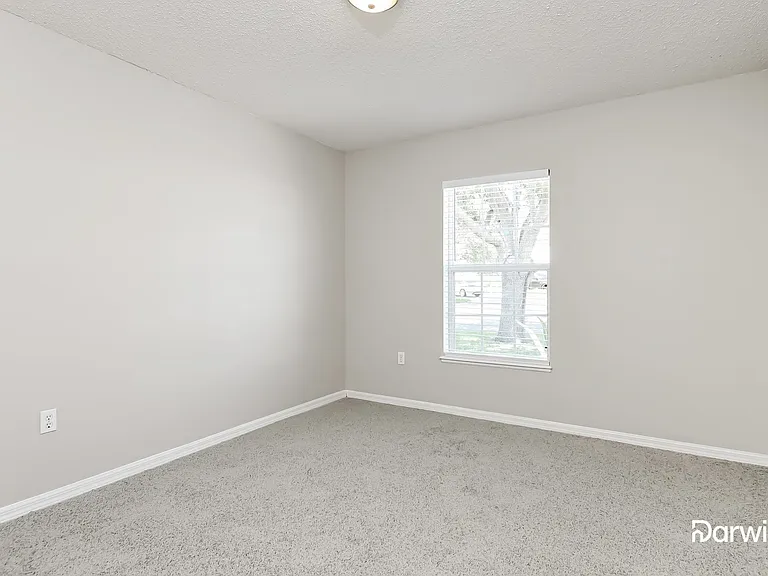 3151 Whispering Trails St — Photo 13