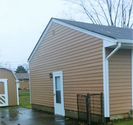 3rd image of 5902 Willaston Dr