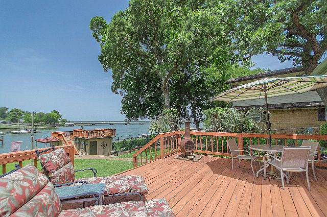 1st image of 258 Whispering Oaks Trl