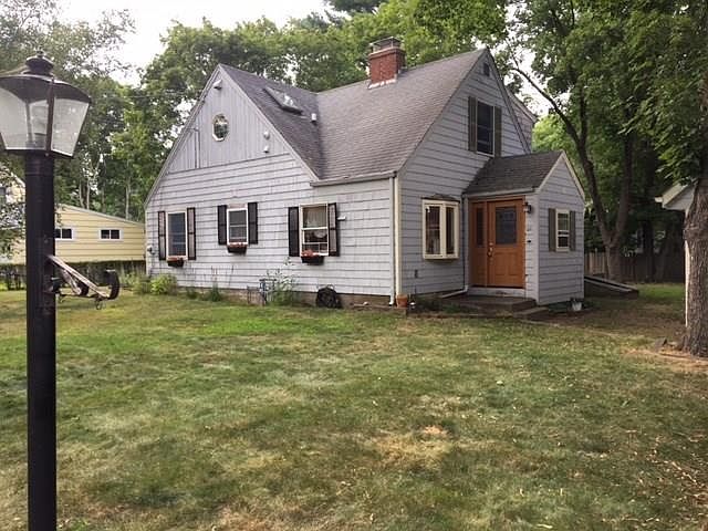 2nd image of 53 Primrose Hill Rd