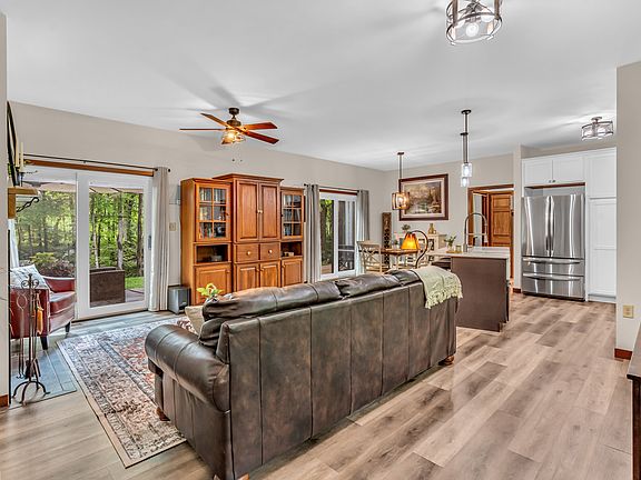 5th image of 4810 E 375 N