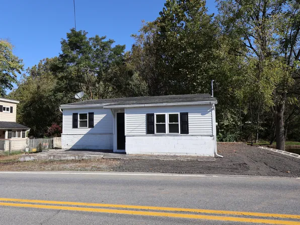 647 S Chiques Rd, Manheim, PA 17545