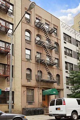 Sold by Citi Habitats | media 6