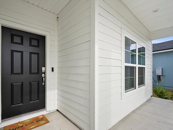 2nd image of 50 Macon Court St