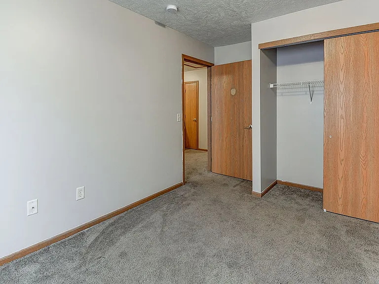 Floor plan 2 bedroom